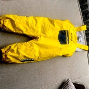 Super nice Adjustable overalls snow pants